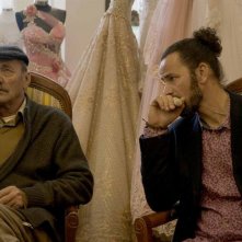 Wajib - Invito al matrimonio: Saleh Bakri e Mohammed Bakri in una scena del film