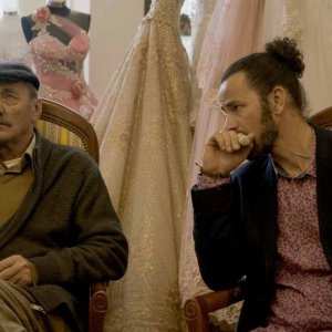 Wajib - Invito al matrimonio: Saleh Bakri e Mohammed Bakri in una scena del film