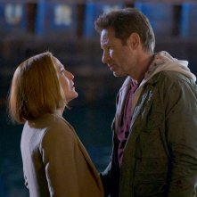 X-Files: David Duchovny insieme a Gillian Anderson nell'episodio Il figlio perduto