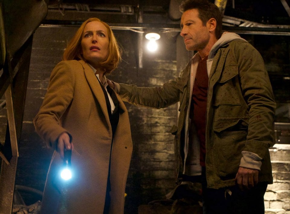 X-Files: David Duchovny con Gillian Anderson nell'episodio Il figlio perduto