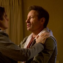X-Files: David Duchovny e Miles Robbins nell'episodio Il figlio perduto