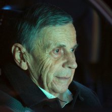 X-Files: William B. Davis in una scena dell'episodio Il figlio perduto