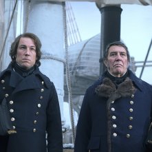 The Terror: Ciaran Hinds insieme a Tobias Menzies in una scena