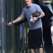 Fonzo: Tom Hardy rasato sul set