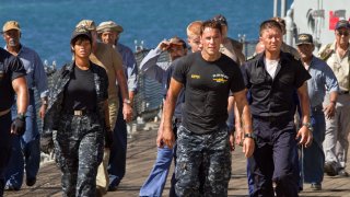 images/2018/04/06/battleship-movie-rihanna-and-taylor-kitsch.jpg