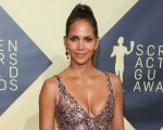 Halle Berry protagonista del remake del film Doppio taglio