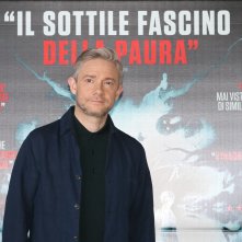Martin Freeeman posa al photocall di Ghost Stories