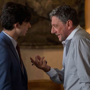 Il tuttofare: Sergio Castellitto e Guglielmo Poggi in un momento del film