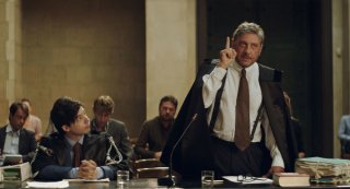 Il tuttofare: Sergio Castellitto e Guglielmo Poggi in una scena del film