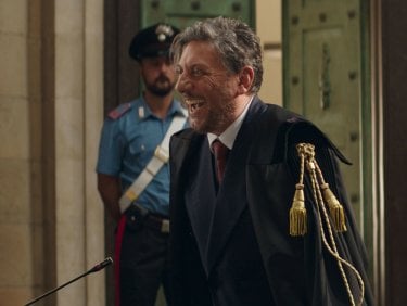 Il tuttofare: Sergio Castellitto in una scena del film