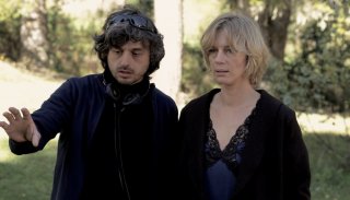 Parlami di Lucy: Antonia Liskova e il regista Giuseppe Petitto sul set