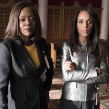 Kerry Washington e Viola Davis in una foto del crossover tra Scandal e Le regole del delitto perfetto