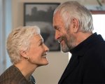 The Wife: Glenn Close e Jonathan Pryce nel trailer del dramma familiare