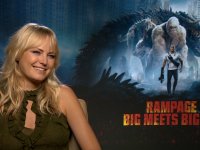 Malin Akerman su Rampage: 'Finalmente una villain donna che non ha rimorsi a essere cattiva'