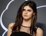 Alexandra Daddario in Un uragano all'improvviso: 'Chi dice che le donne non sanno far ridere?'