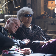 Deadpool 2: Ryan Reynolds e Leslie Uggams in una scena del film