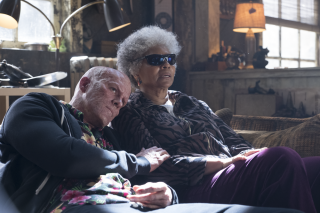 Deadpool 2: Ryan Reynolds e Leslie Uggams in una scena del film