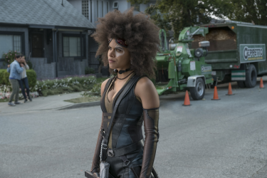 Deadpool 2: Zazie Beetz in una scena del film