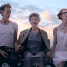 Parigi a piedi nudi: Emmanuelle Riva, Dominique Abel e Fiona Gordon in una scena del film