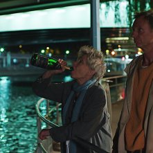 Parigi a piedi nudi: Emmanuelle Riva e Dominique Abel in una scena del film