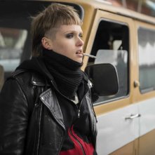 Hotel Gagarin: Katsiaryna Shulha in una scena del film