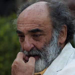 La settima onda: Alessandro Haber in una scena del film