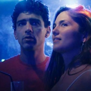 Mektoub, My Love: Canto Uno, Ophelie Bau e Salim Kechiouche in una scena del film