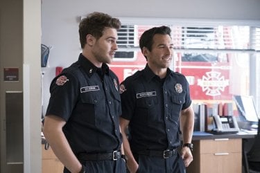 Station 19: Grey Damon in una foto dela serie