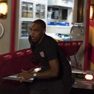 Station 19: una foto di Jason George