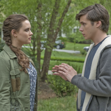 Tuo, Simon: Nick Robinson e Katherine Langford in un momento del film