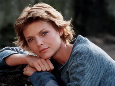 Un'immagine promozionale di Michelle Pfeiffer