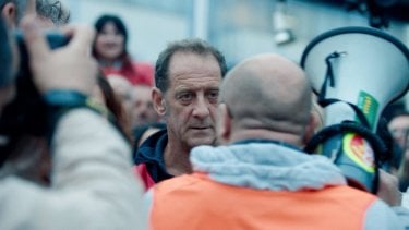 At War: Vincent Lindon in un momento del film