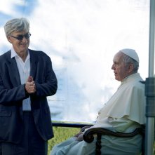 Pope Francis: A Man of His Word, Wim Wenders e Papa Francesco in un'immagine tratta dal documentario