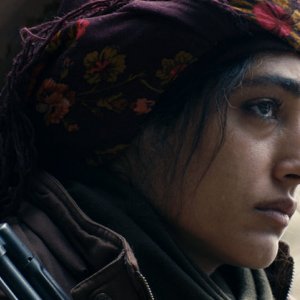 Girls of the Sun: Golshifteh Farahani in un momento del film