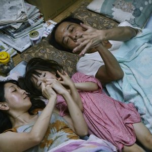 Shoplifters: un'immagine del film