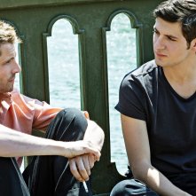 Sorry Angel: Vincent Lacoste e Pierre Deladonchamps in un'immagine del film