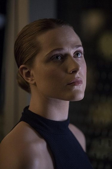 Westworld: Evan Rachel Wood nell'episodio Reunion