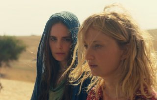 Troppa grazia: Alba Rohrwacher e Hadas Yaron in una scena del film