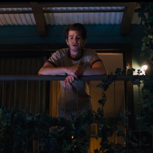 Under the Silver Lake: Andrew Garfield in un momento del film