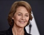 Blessed Virgin: Charlotte Rampling nel dramma erotico-religioso di Paul Verhoeven