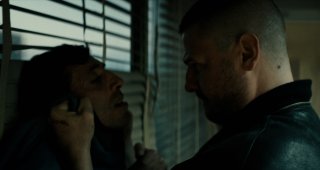 Dogman: Marcello Fonte ed Edoardo Pesce in un momento del film