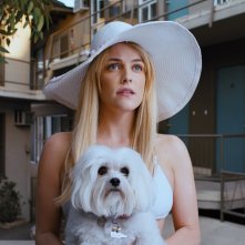 Under the Silver Lake: Riley Keough in un'immagine del film