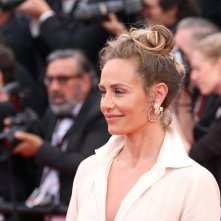Cannes 2018: uno scatto di Cécile de France sul red carpet di apertura