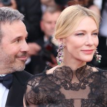 Cannes 2018: Cate Blanchett e Denis Villeneuve in uno scatto sul red carpet di apertura