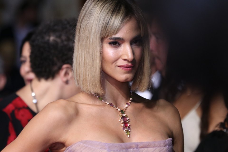 Cannes 2018: la bellissima Sofia Boutella sul red carpet di Fahrenheit 451