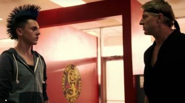 Cobra Kai: una foto della serie con William Zabka