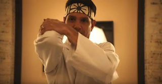 Cobra Kai: l'attore Ralph Macchio in una foto della serie