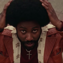 BlackkKlansman: John David Washington in una scena