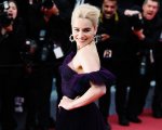 Emilia Clarke: 'Smettetela di parlare di donne 'forti'! È sessista'