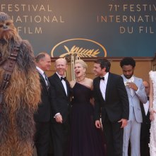 Cannes 2018: Il cast in cima alle scali del red carpet di Solo: A Star Wars Story